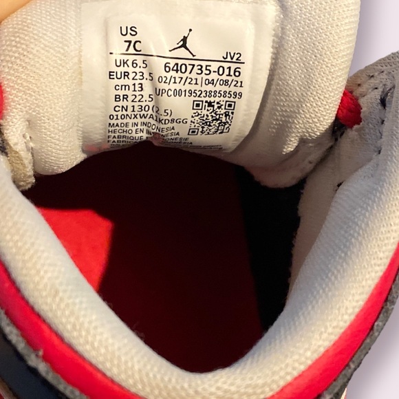 Nike - Air Jordan 1 TD Mid Very Berry Black Red White Size 7C Toddler KIDS - Picture 11 of 11